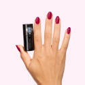 Esmalte Semilac 737 Beet the Look, bote en la mano