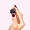 Muestra del esmalte Semilac 740 Deep Plum sobre la uña