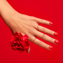 Manicura con el esmalte Semilac 477 Ritmo Flamenco