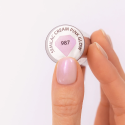 Muestra del esmalte Semilac 987 Cream Pink Glow sobre la uña