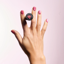 Manicura con el esmalte Semilac 795 Magnetic Raspberry