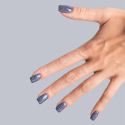 Manicura con el esmalte Semilac 398 Classy & Sassy