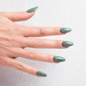 Manicura con el esmalte Semilac 410 More Energy