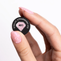 Muestra del esmalte Semilac 491 Strawberry Ice sobre la uña