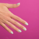 Manicura con el esmalte Semilac 495 Mint Glacier
