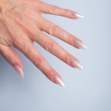 Manicura con el esmalte Semilac 496 Open Air