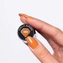 Muestra del esmalte Semilac 686 Alegría sobre la uña