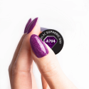 Muestra del esmalte Semilac A704 Euphoric Day sobre la uña