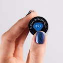 Muestra del esmalte Semilac 953 Mystery Blue sobre la uña