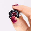 Muestra del esmalte Semilac 955 Holly Berry Red sobre la uña