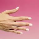 Manicura con el esmalte Semilac 963 Rose Stracciatella