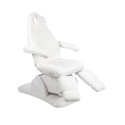 Sillón eléctrico Cubo de Weelko en color blanco, ideal para podología.