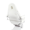Sillón eléctrico Cubo con múltiples inclinaciones y reposapiés ajustables.
