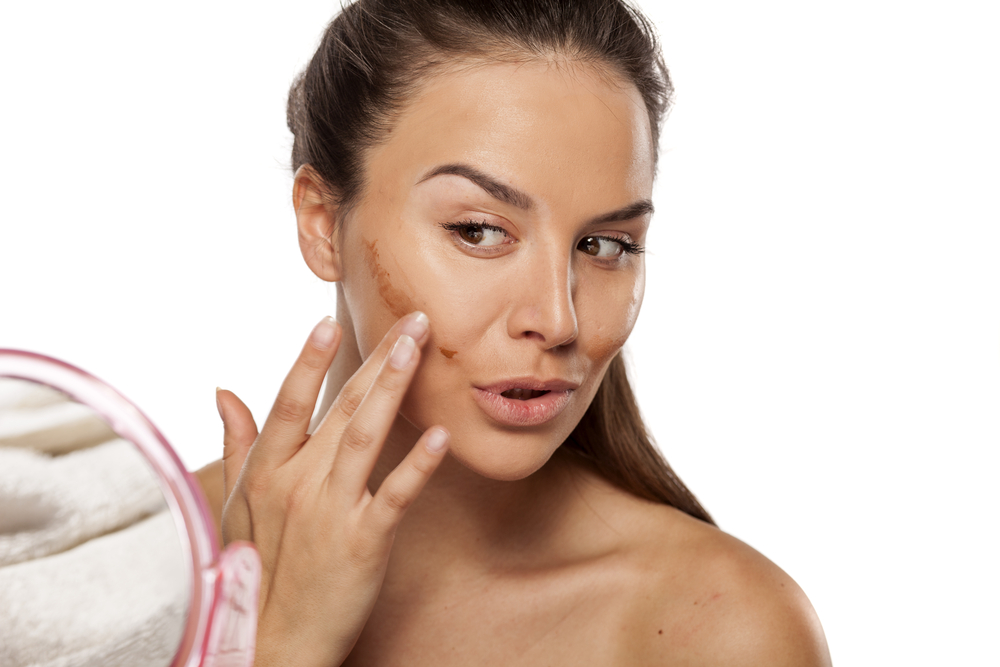 Bases de maquillaje: ¿Cómo aplicarlas correctamente?