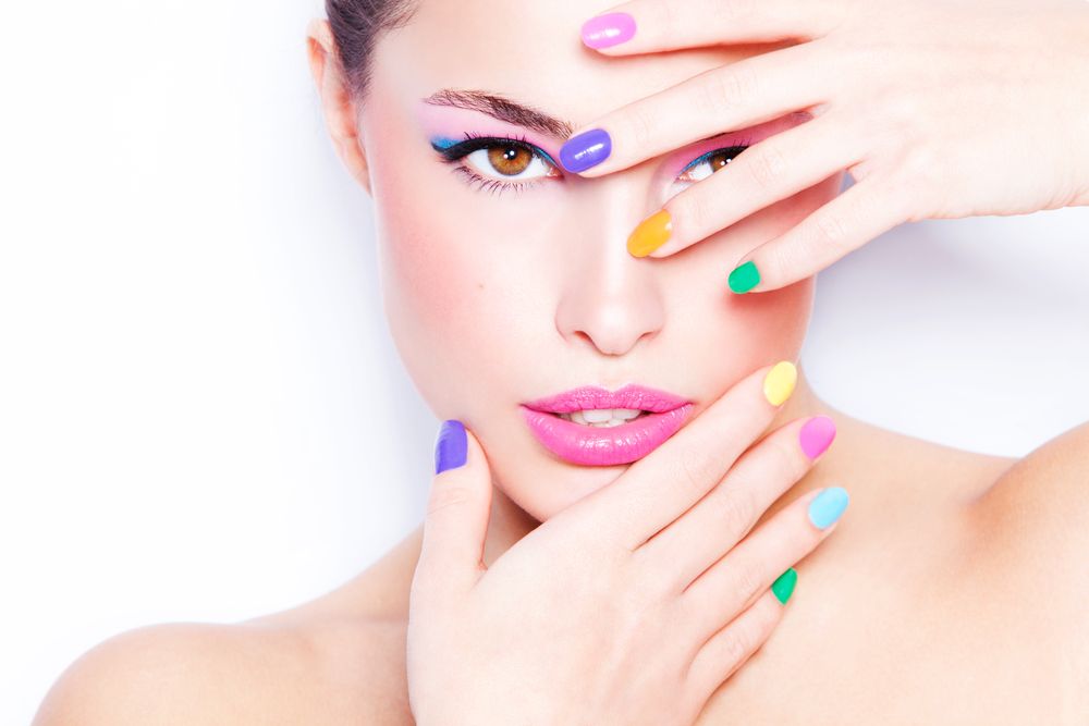 Los 5 colores de uñas que conquistarán este verano